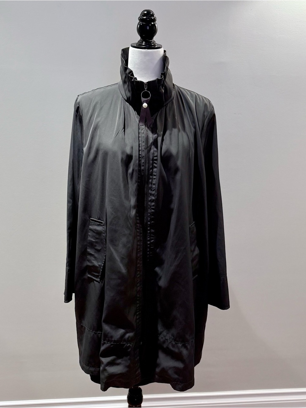 Osborne Lightweight Trench Coat / Rain Jacket – Like New - Picture 2 of 13